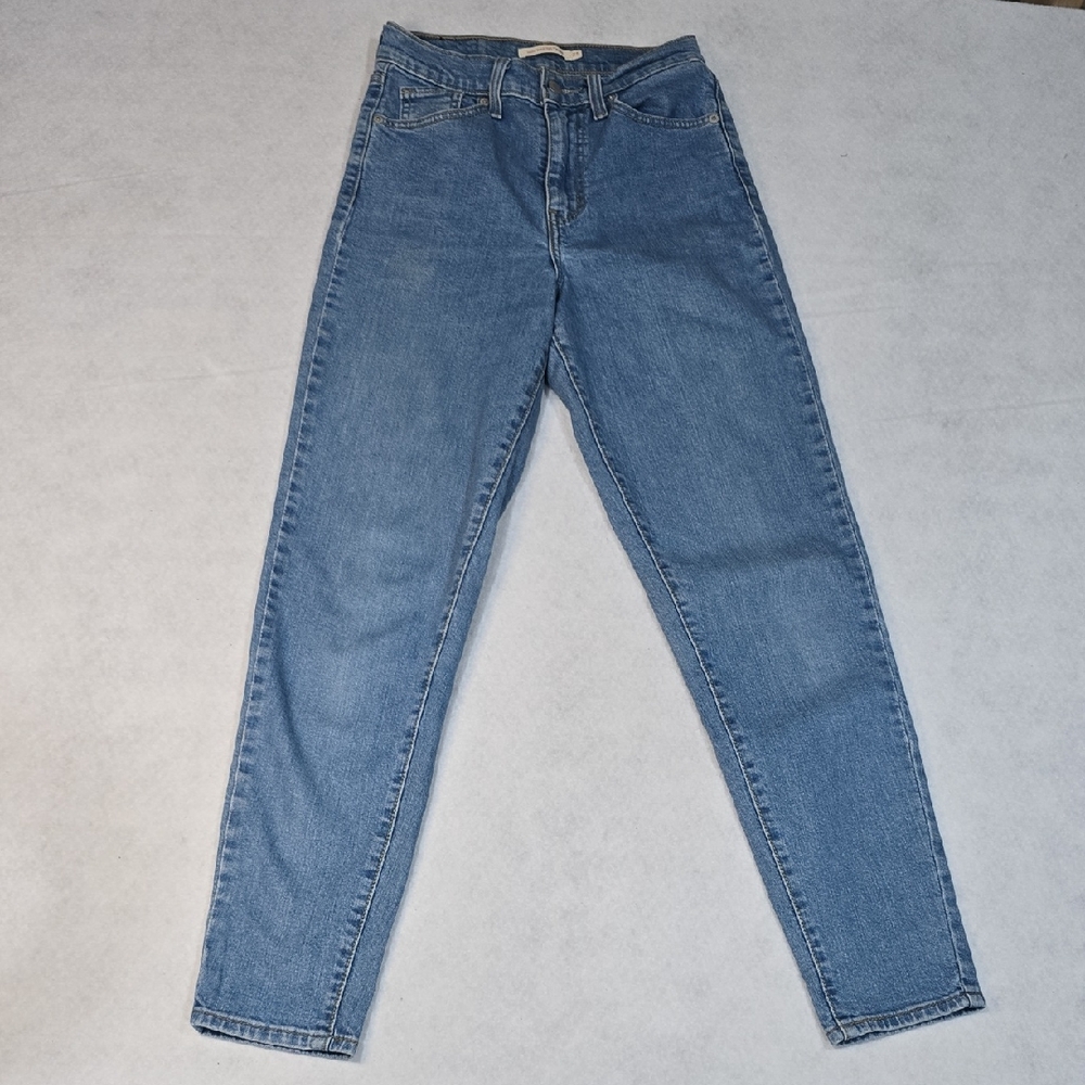 Women's Levi High Waisted Taper Jeans‎ Size 25